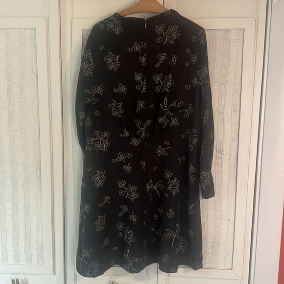 Tailored By Rebecca Taylor Black Floral Silk Dress Sz 16 - Picture 8 of 10